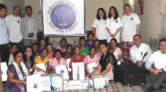 images_fotos_india_entrega_de_ayudas_orfanato_india_entrega_de_ayudas_orfanato_india003