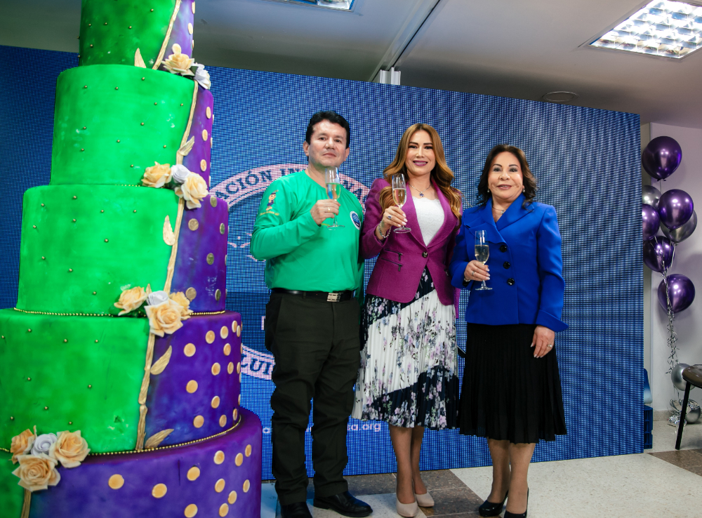 Desde 16 países celebramos nuestros ¡23 años Sirviendo con Amor!