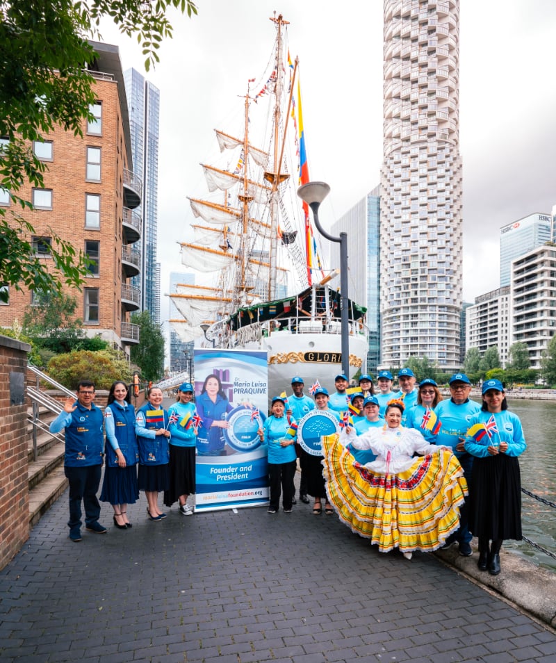 La FIMLM recibe al Buque ARC Gloria en Londres, Inglaterra